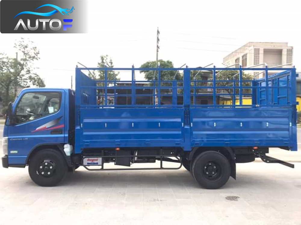 Xe tải Fuso Canter 4.99 thùng mui bạt (1.9 tấn - dài 4.5m)